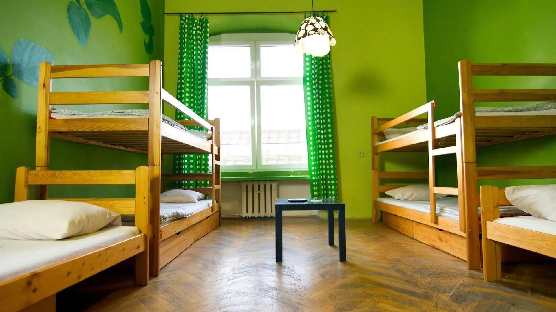 Cinnamon Hostel Wrocław 0*,